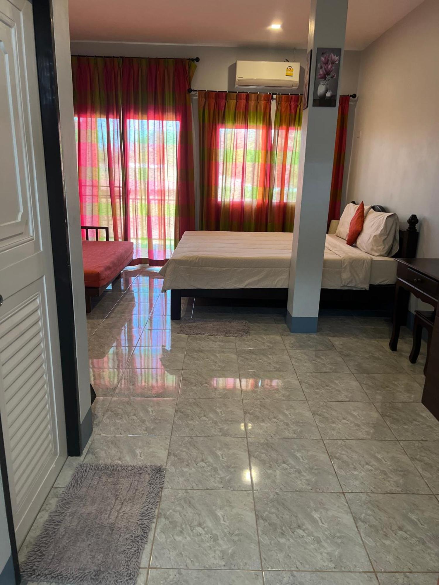 קו לנטה Nare Guest House מראה חיצוני תמונה